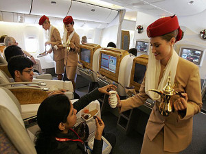 Emirates Airlines lavoro per Assistenti di volo